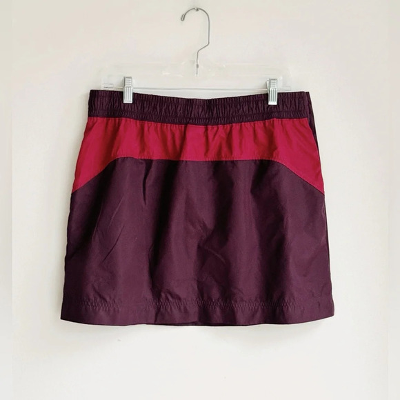 NIKE AIR | Side Snap Skirt | L - Picture 8 of 9